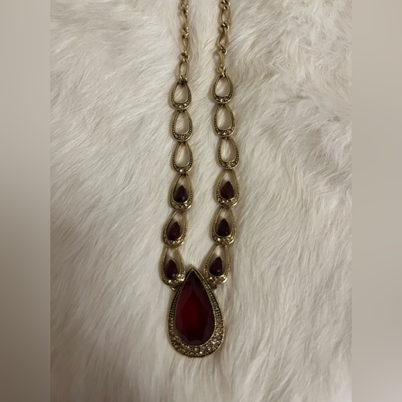 Monte Gold Plated Faux Ruby Necklace High Quality - Picture 3 of 9